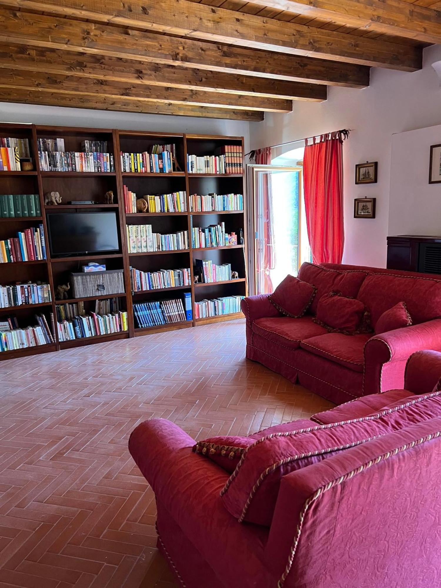 Casa Boru - A Beautiful Fully Restored Spacious House With Fantastic Views Calice al Cornoviglio Eksteriør billede