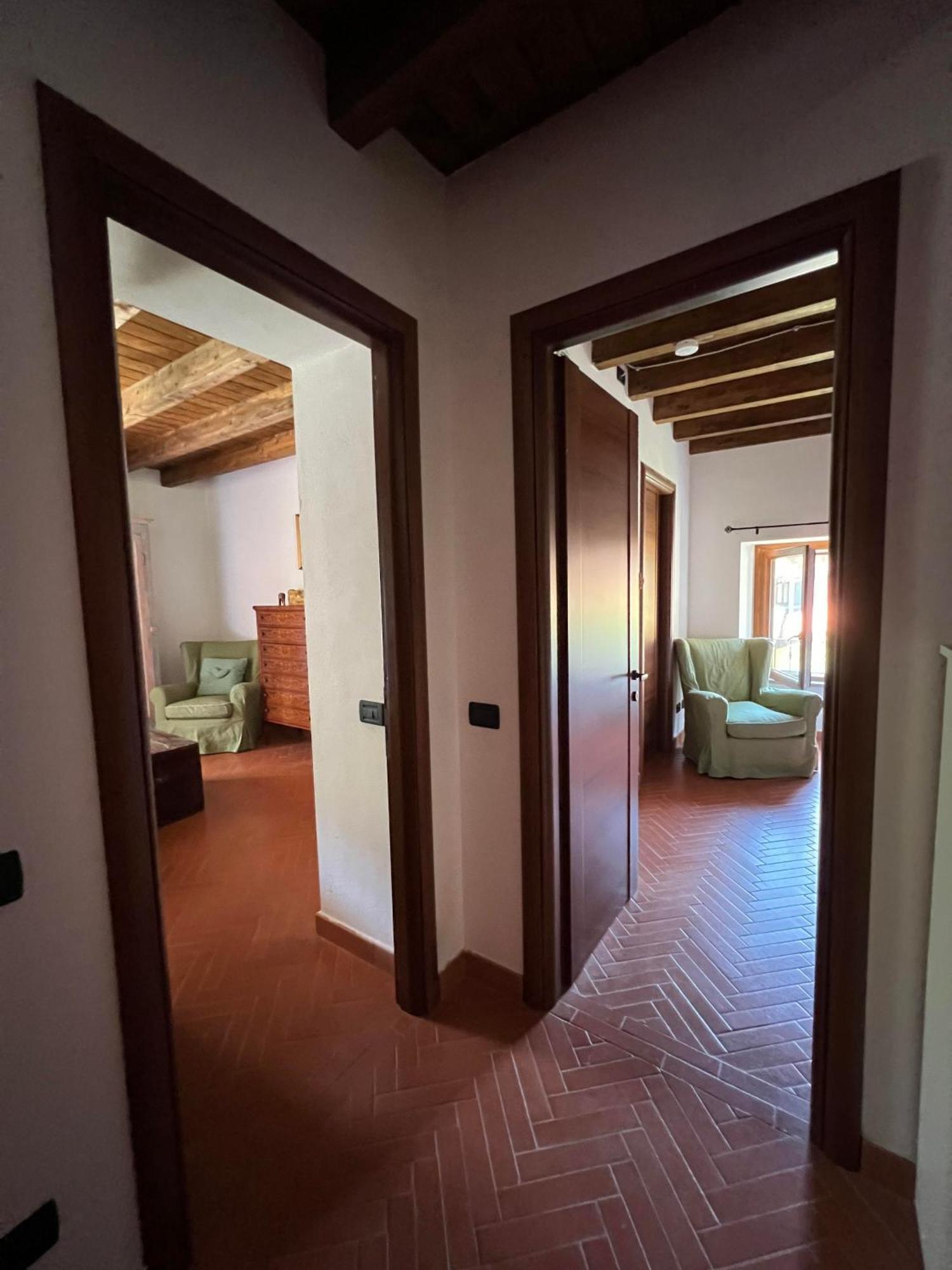 Casa Boru - A Beautiful Fully Restored Spacious House With Fantastic Views Calice al Cornoviglio Eksteriør billede