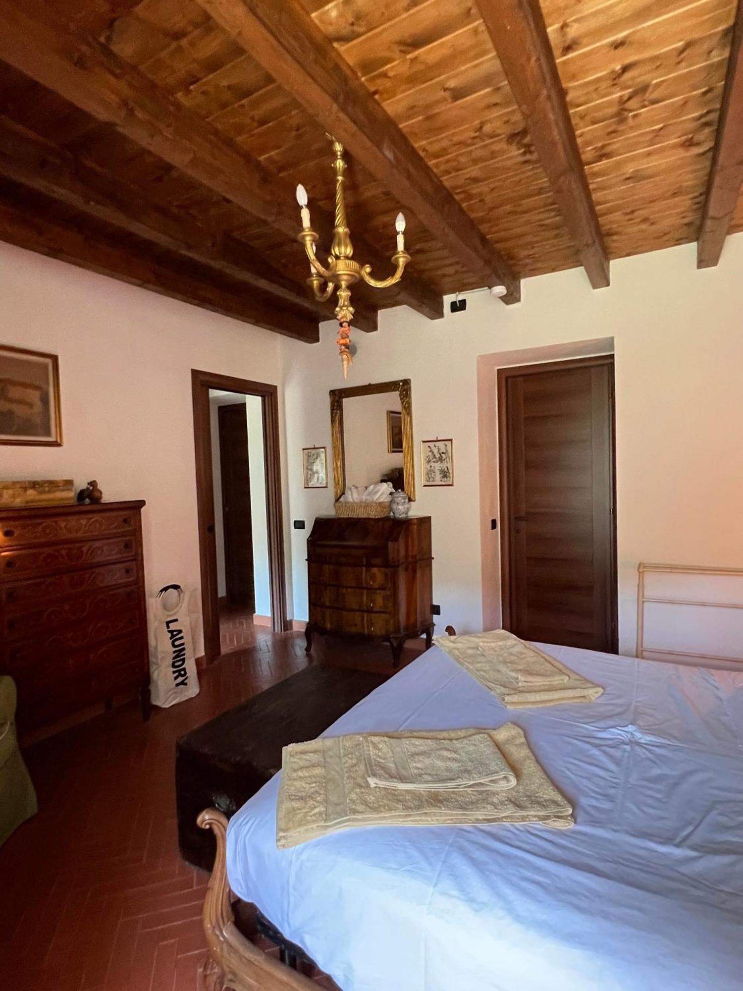 Casa Boru - A Beautiful Fully Restored Spacious House With Fantastic Views Calice al Cornoviglio Eksteriør billede